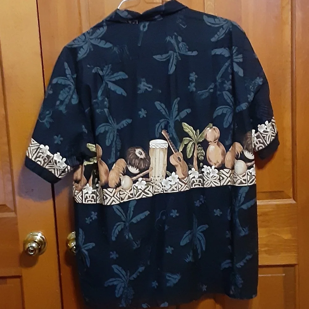 Bishop St. Apparel Tropical Shirt